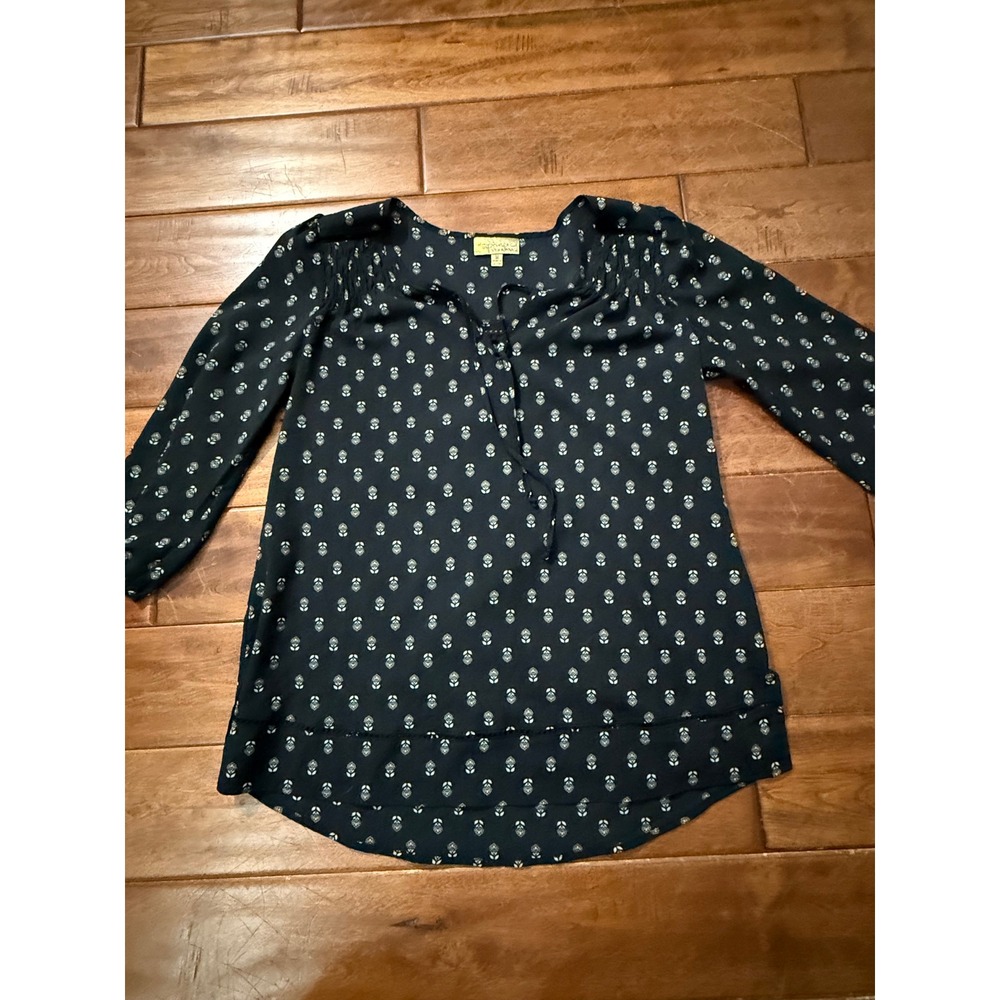 Princess Vera‎ Wang Black Floral Medallion Peasant Blouse Split Neck Tie Top M